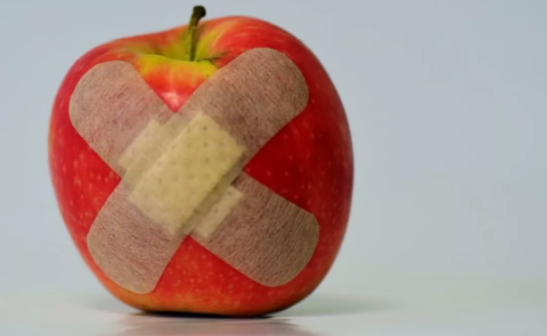 Apple�䲼��ȫ����������������������iOS�ȶ���Ʒ�еķ�϶.png